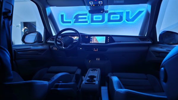 VW T7 Ambientebeleuchtung Nachrüstung mit LED-Technik