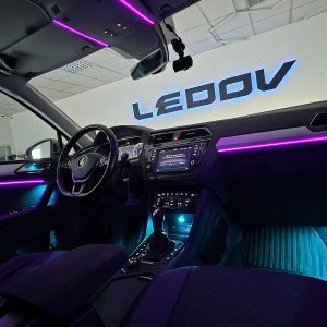 Volkswagen VW Tiguan Ambientebeleuchtung – LED Nachrüstung mit Einbau und Steuerung über originalen Knopf