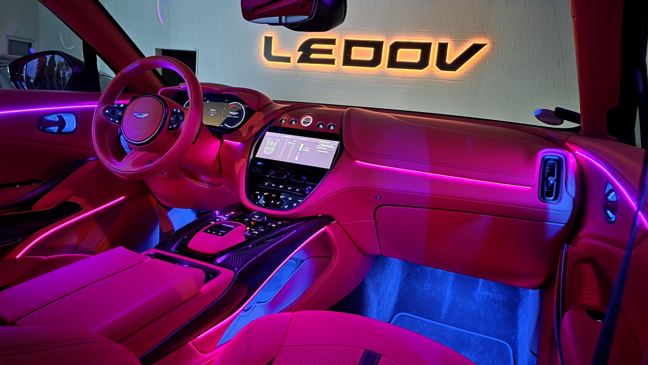 Aston Martin DBX LED Ambientebeleuchtung inkl. Einbau