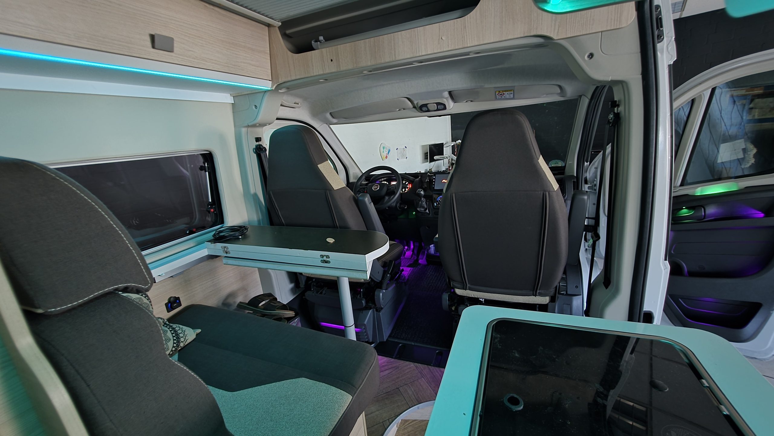 Fiat Ducato Camper Wohnmobil LED Ambientebeleuchtung inkl. Einbau7