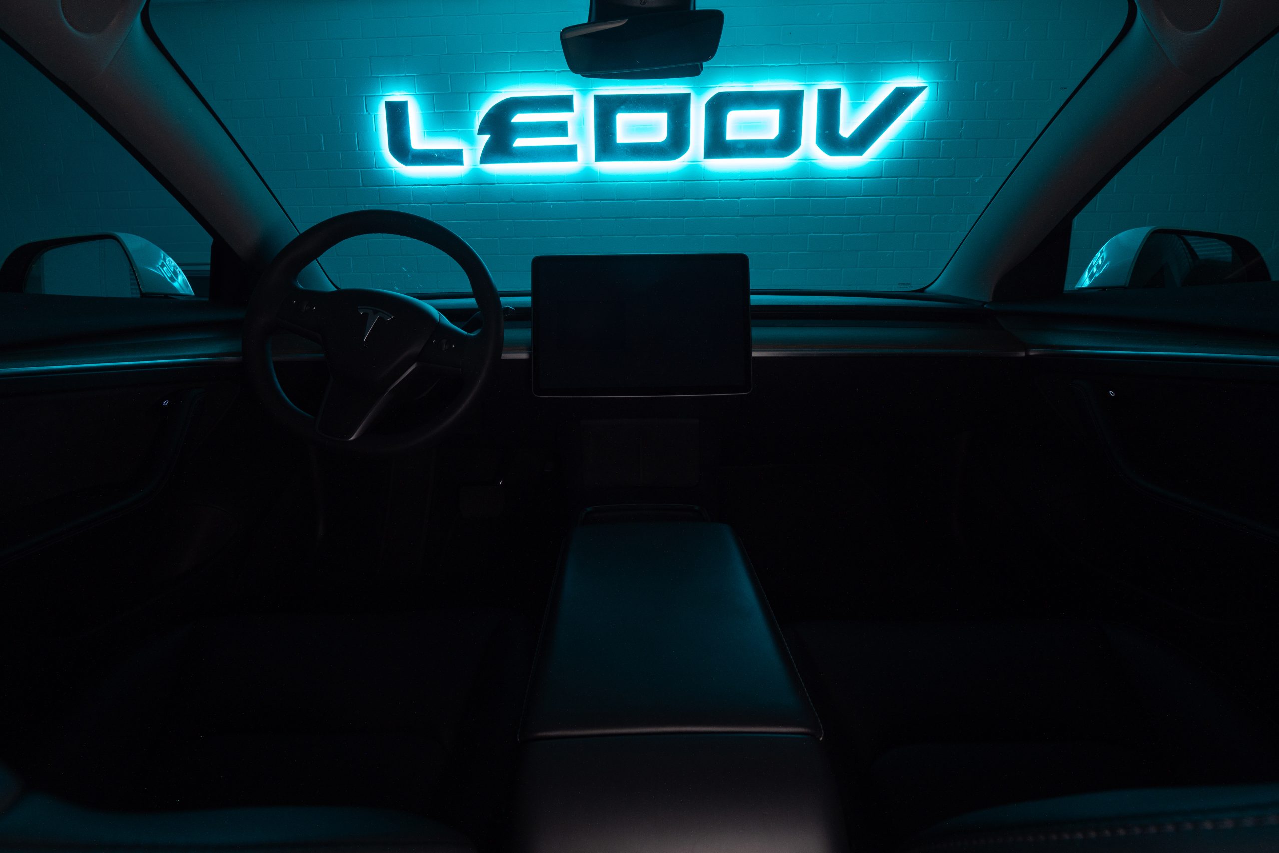 Tesla Model Y und Model 3 LED Ambientebeleuchtung inkl. Einbau29