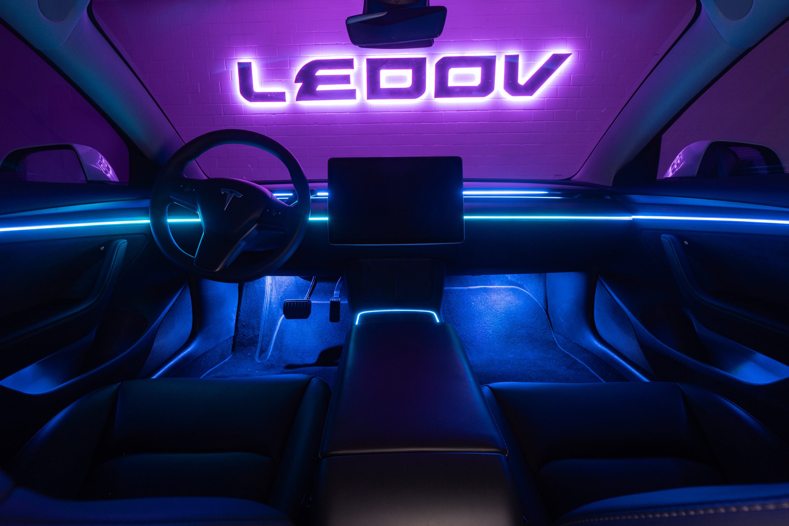 Tesla Model Y und Model 3 LED Ambientebeleuchtung inkl. Einbau30