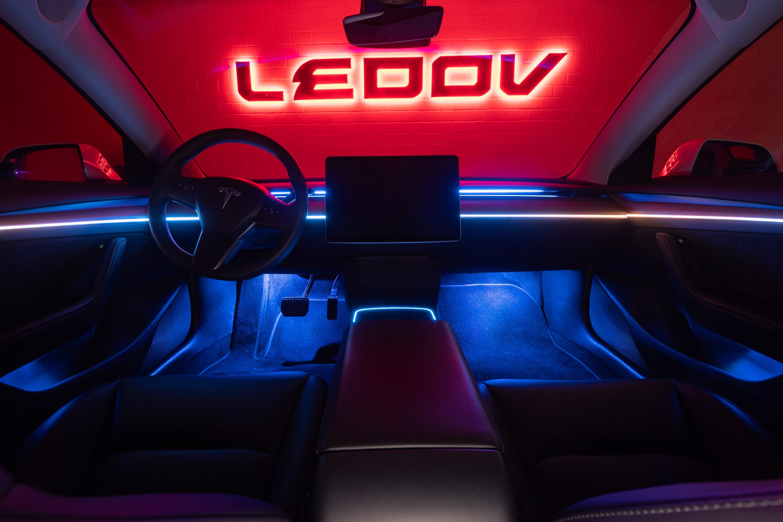 Tesla Model Y und Model 3 LED Ambientebeleuchtung inkl. Einbau32