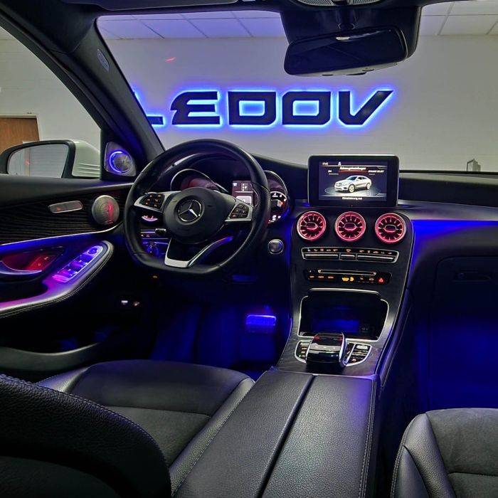 mercedes_c_klasse_ambientebeleuchtung_led_01